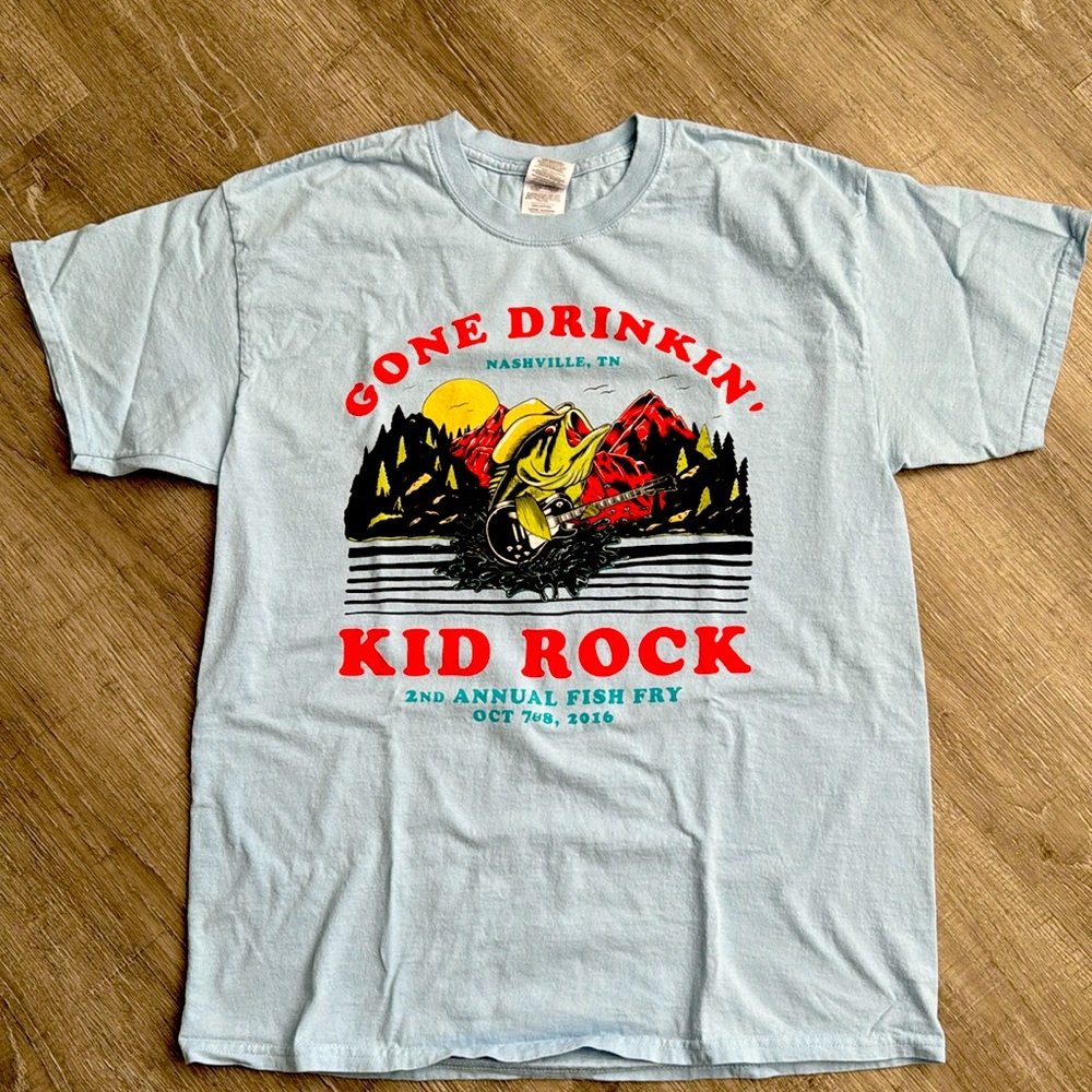 Kid Rock T-shirt.